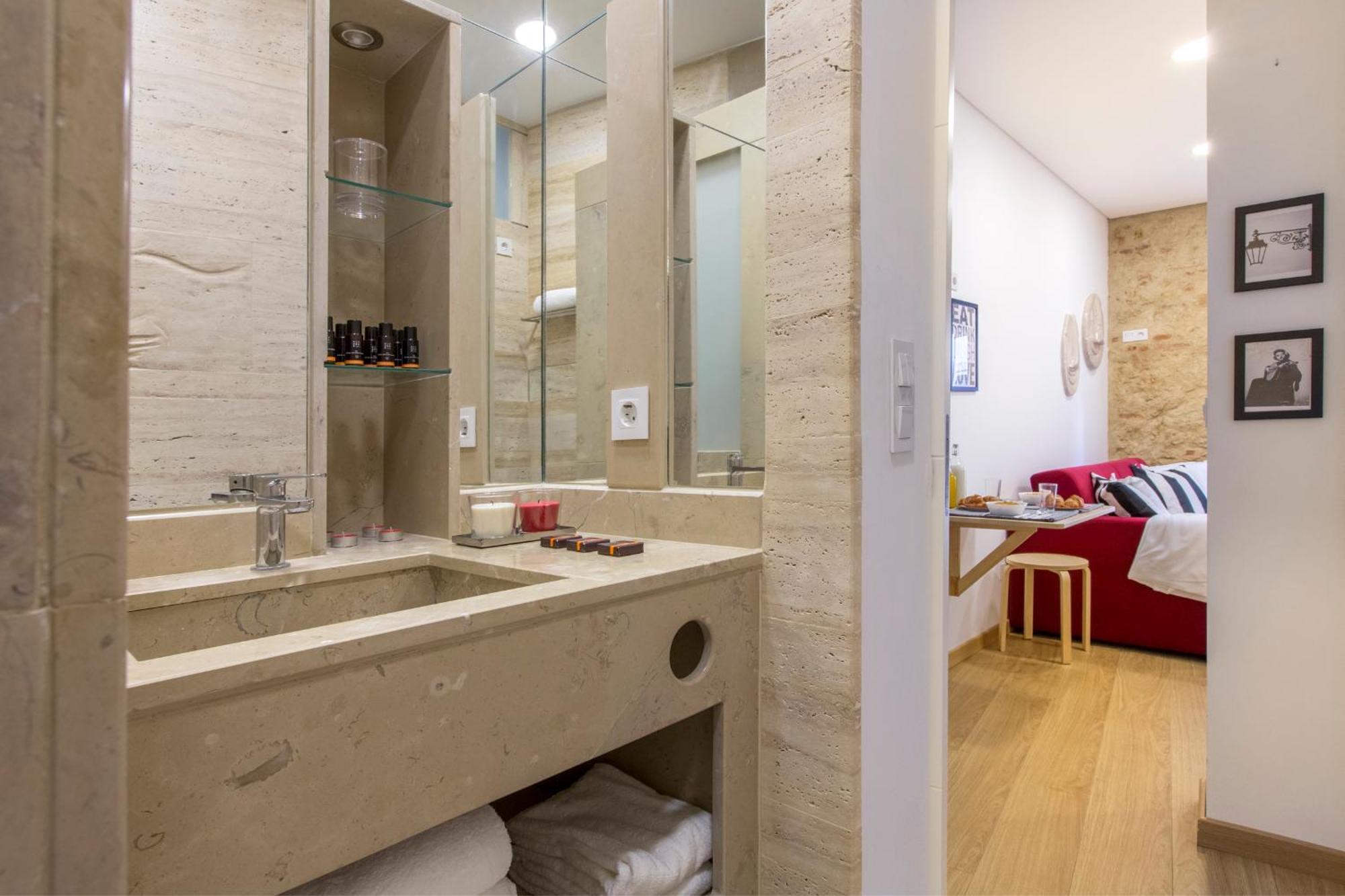 Heart Of Alfama - Historic Tiny House * Lissabon